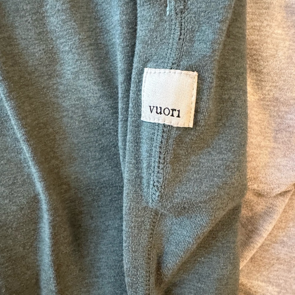 LOT (2) Vuori Heathered Green and Gray with White Logo Tag joggers - Picture 2 of 3